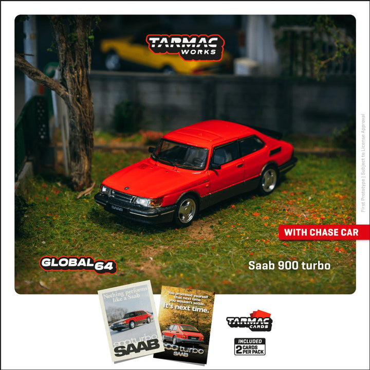 Tarmac Works 1:64, Saab 900 Turbo Red T64G-056-RE (Model Car + Trading Cards Combo Set)