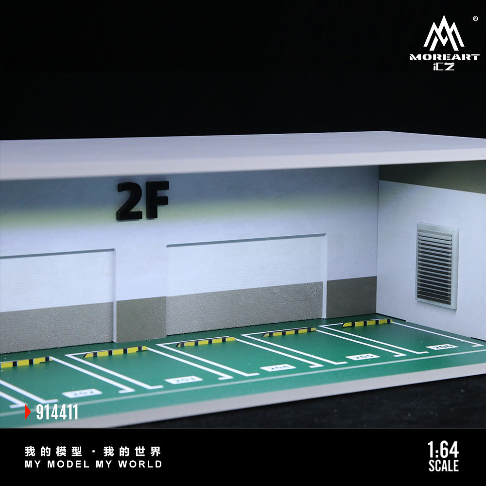 MoreArt Diorama 1:64- 2F Parking Lot-Lighted Scene Diorama MO914411