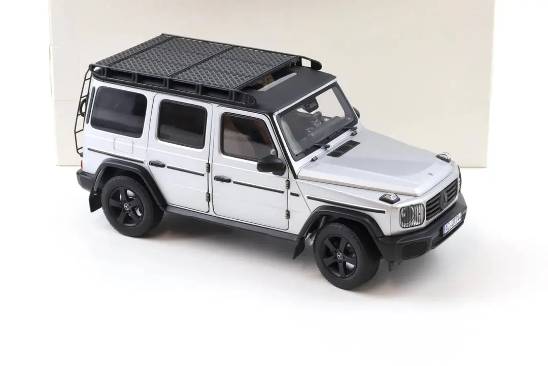 Mercedes-Benz Classe G 2024 Iridium Silver 1:18 – Norev 183030