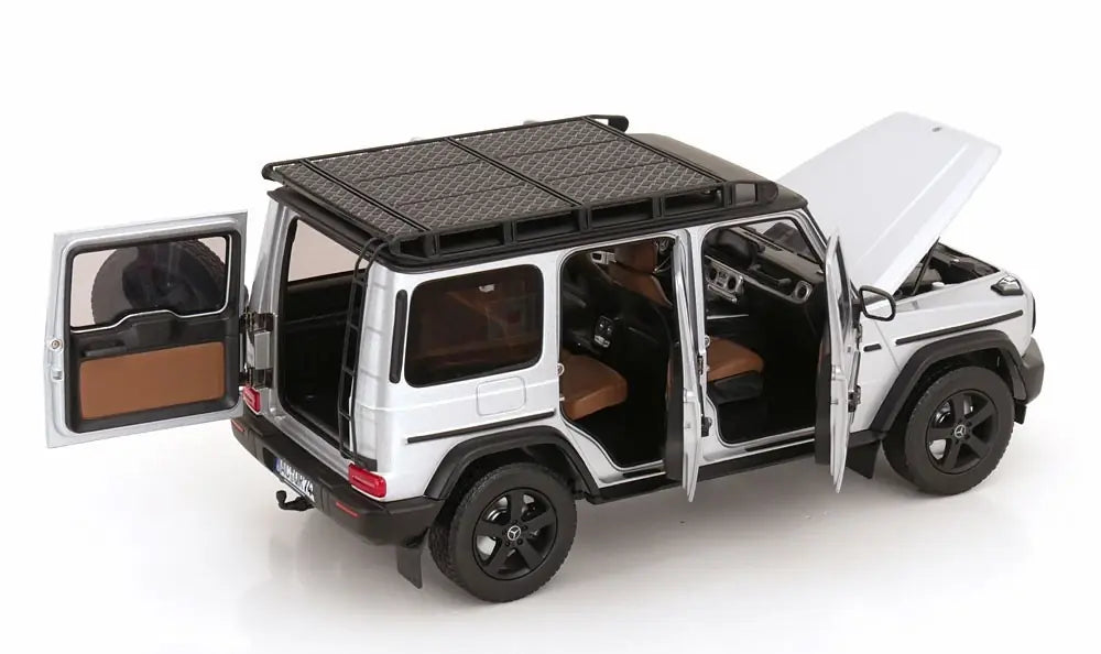 Mercedes-Benz Classe G 2024 Iridium Silver 1:18 – Norev 183030