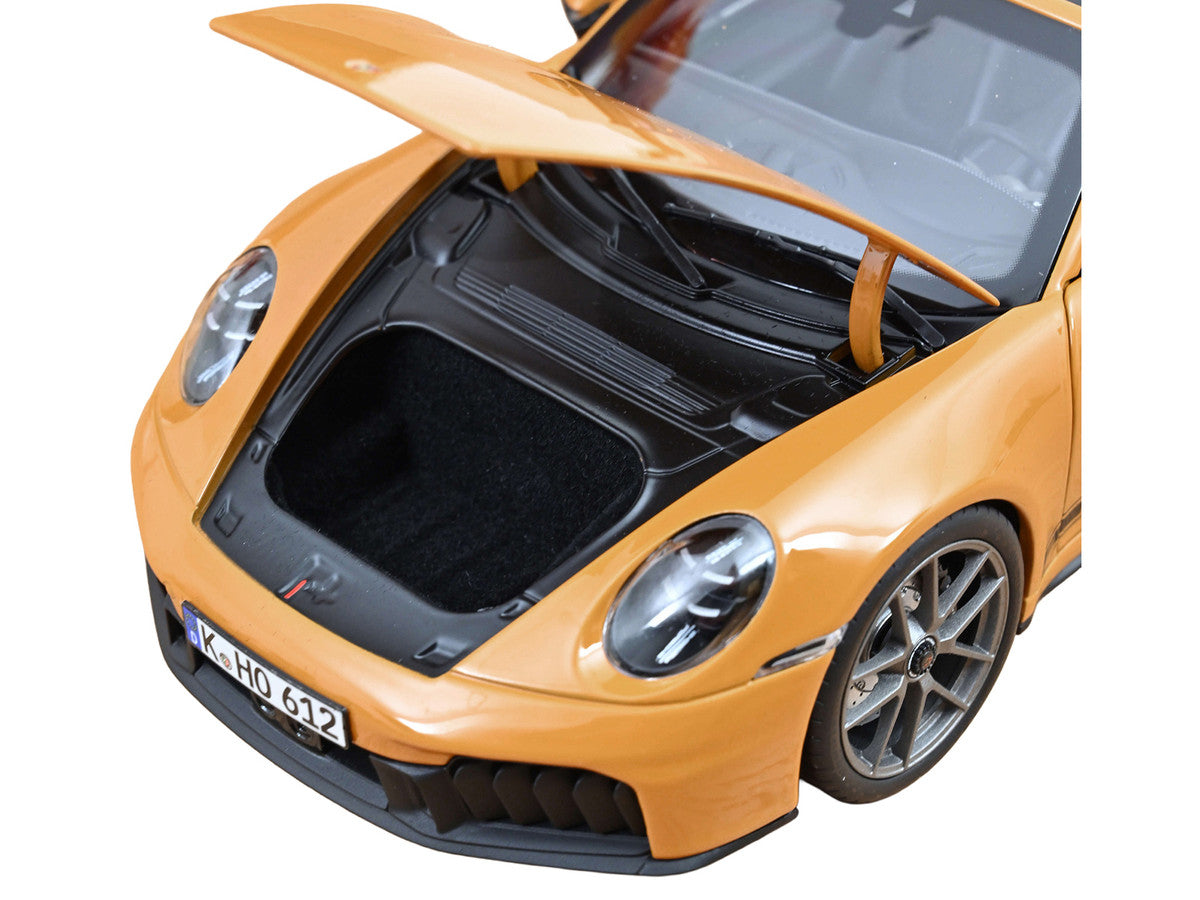 2024 Porsche 911 Targa (Bahama Yellow)