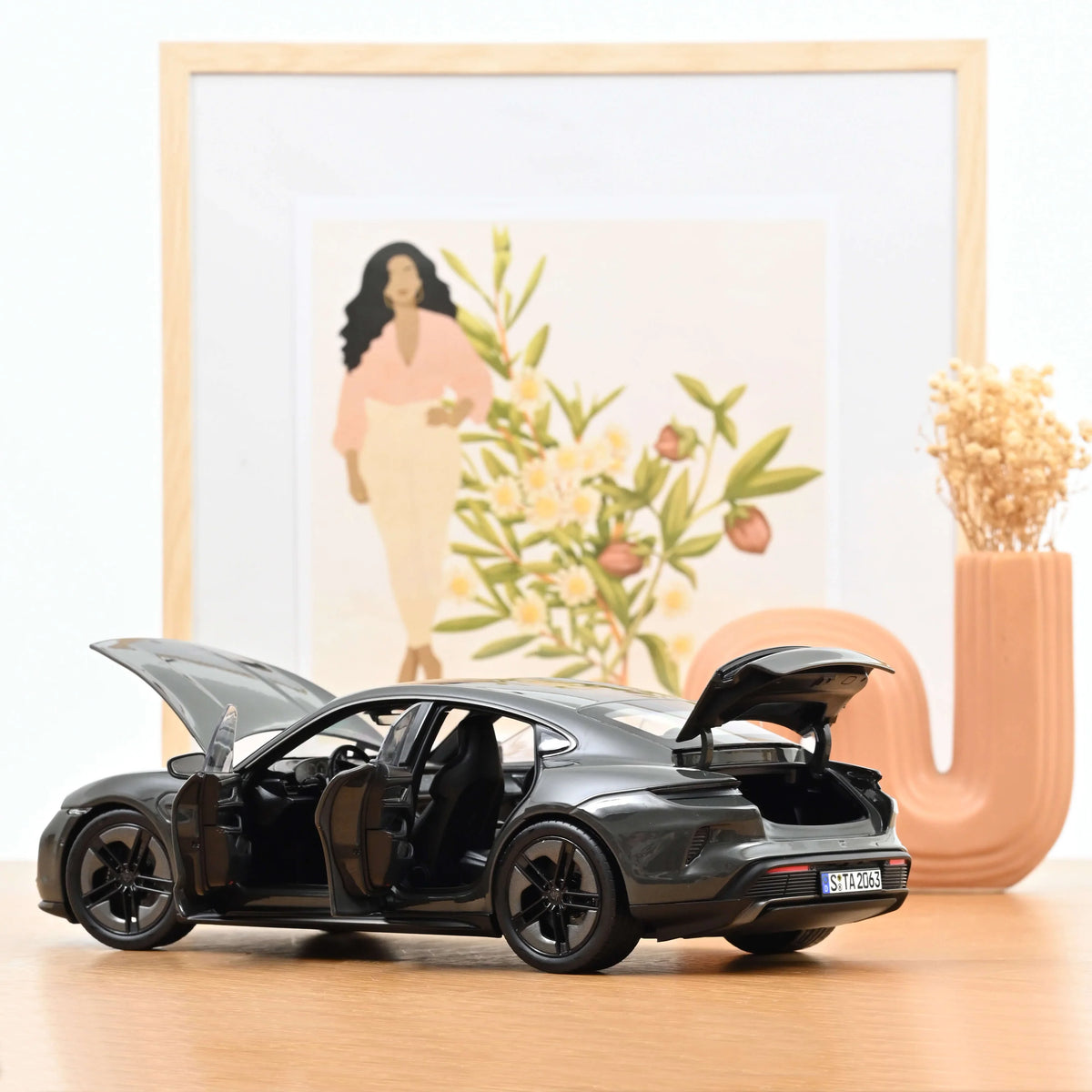 Norev 1:18 Porsche Taycan Turbo S 2024 – Gris Ardoise Neo – 187654