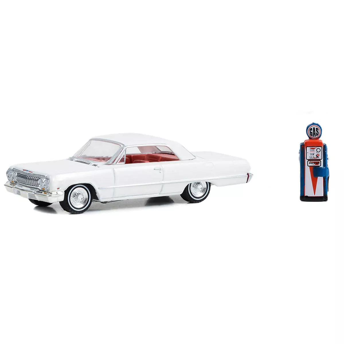 1963 Chevrolet Bel Air with Vintage Gas Pump, The Hobby Shop Series 15