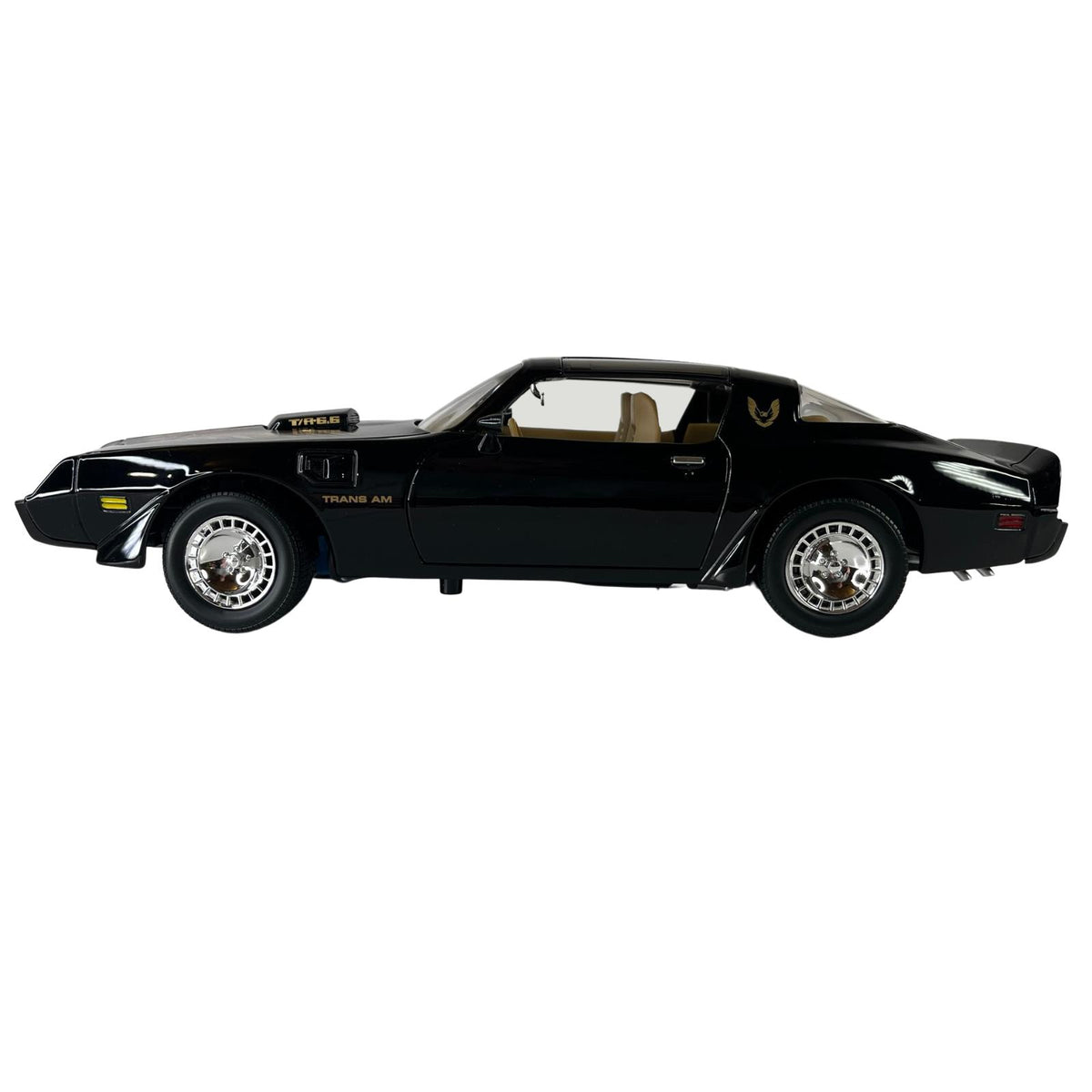 Lucky Die Cast – 1979 Pontiac Firebird Trans Am – Black – 1:18 – 92378B