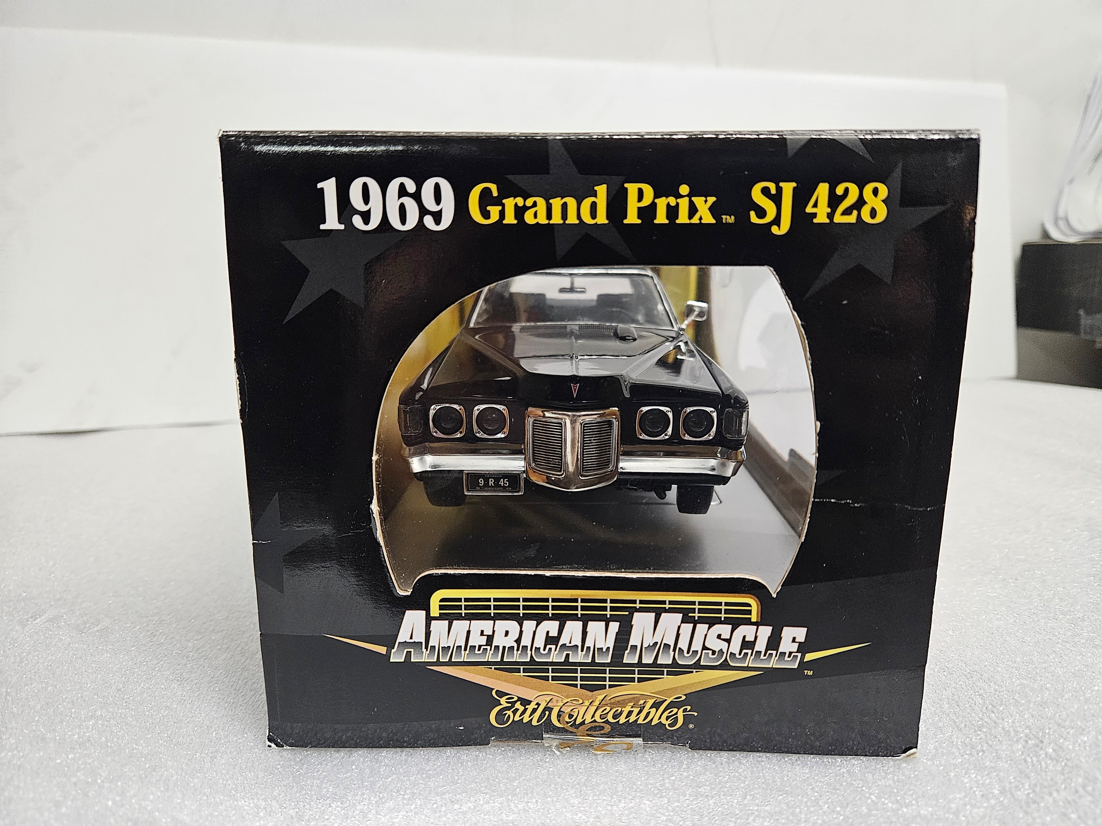 Pontiac Grand Prix SJ 428 1969 (Black Chrome)