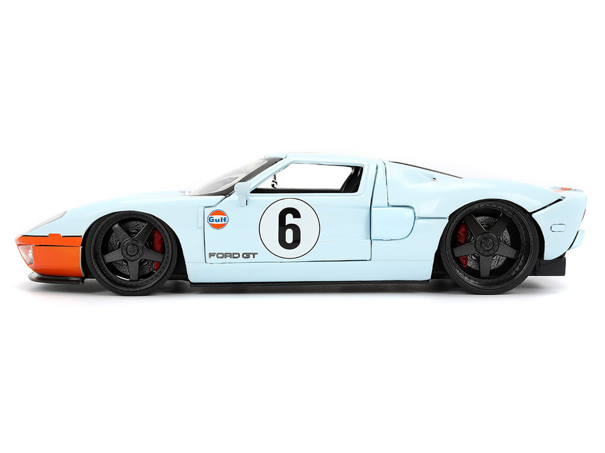 2005 Ford GT