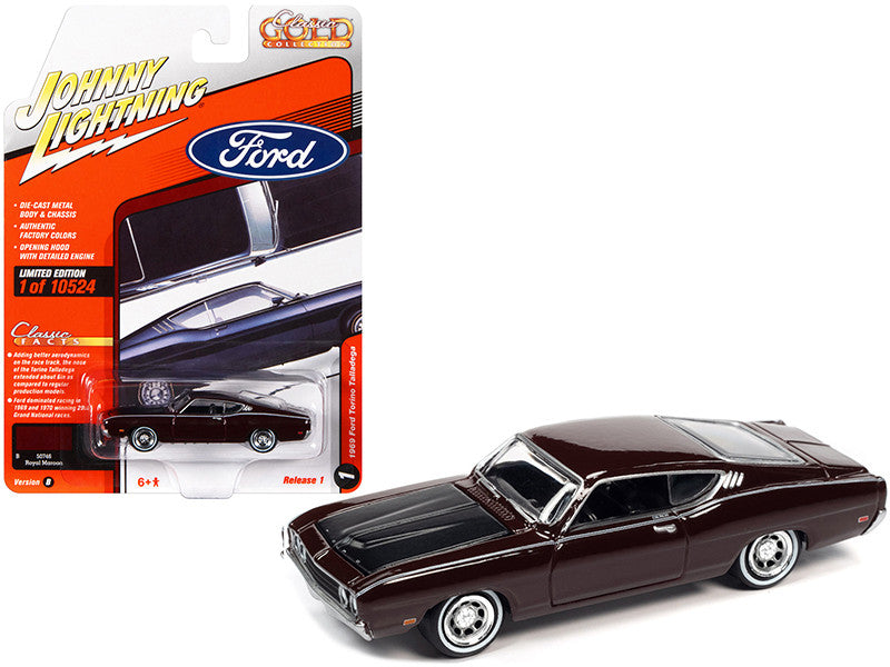 Johnny Lightning Classic Gold 1969 Ford Torino Talladega – Royal Maroon avec capot Matt Black – JLCG028-1B-A
