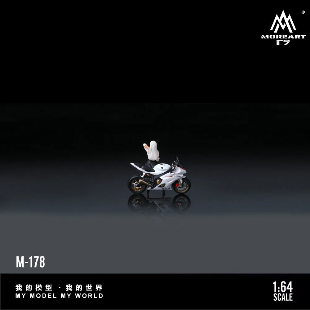 MoreArt 1:64 Yamaha RG White Girl Motorcycle Doll – MO222178