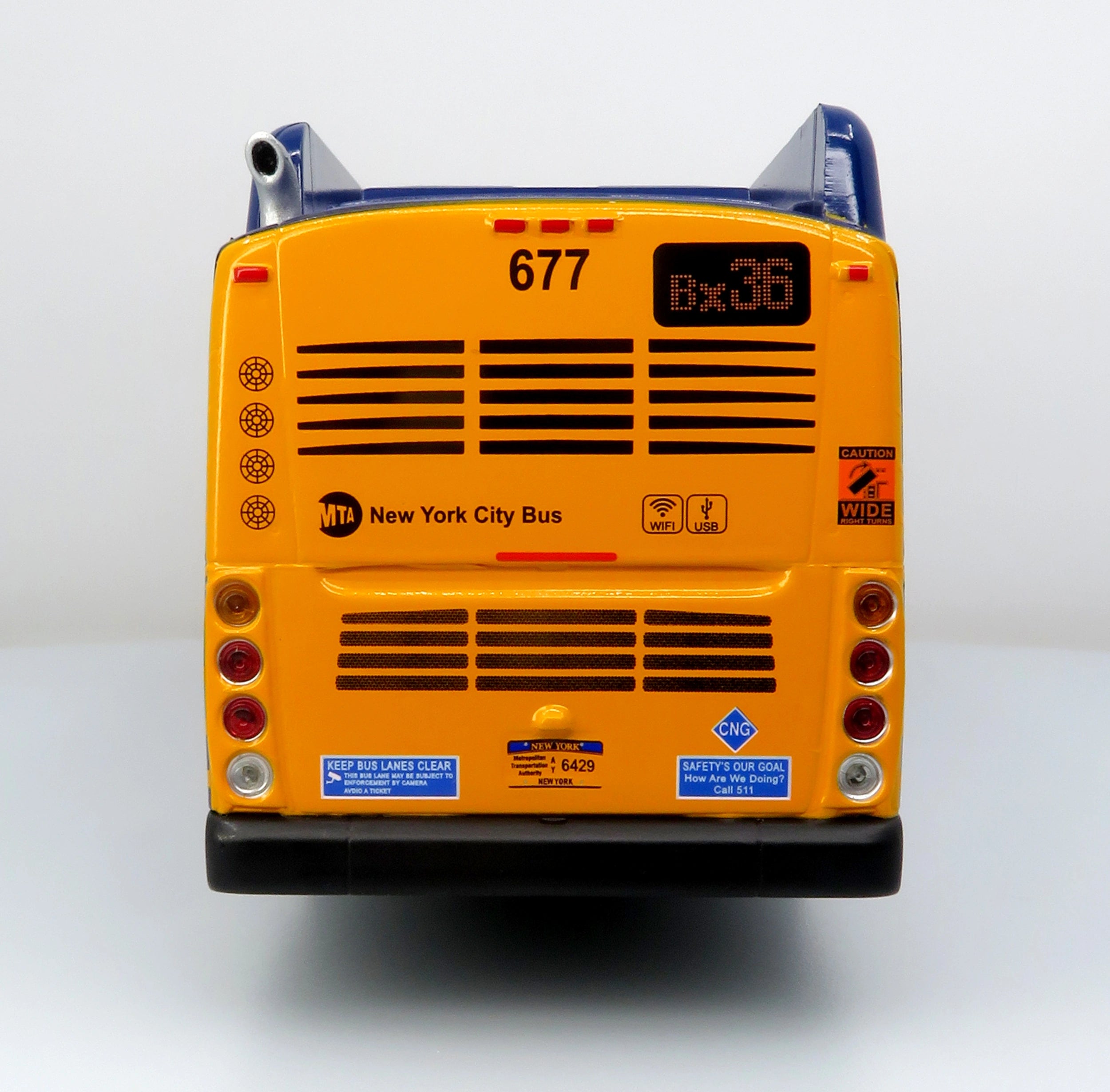 1:43 NFI Xcelsior XN40 Transit Bus: MTA New York City — Bus Bank