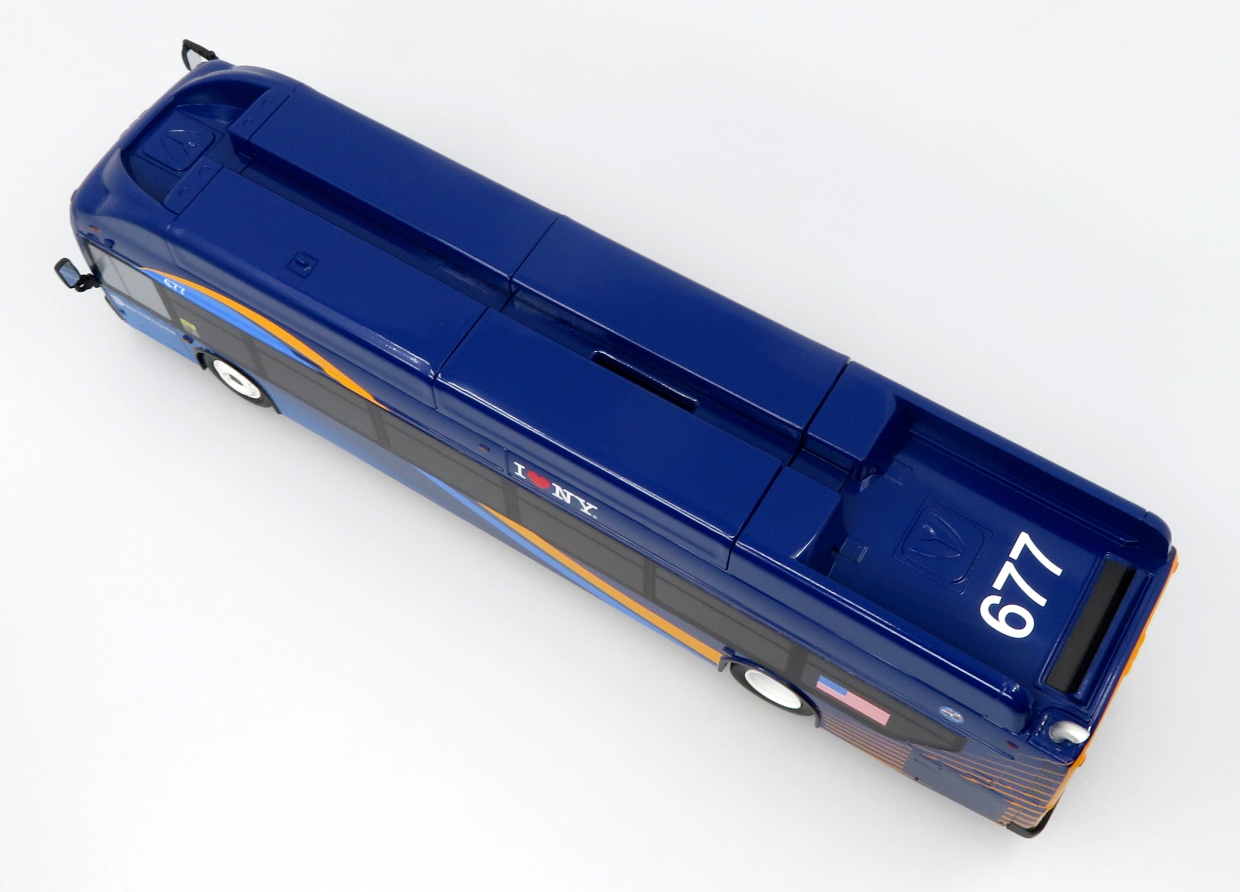 1:43 NFI Xcelsior XN40 Transit Bus: MTA New York City — Bus Bank