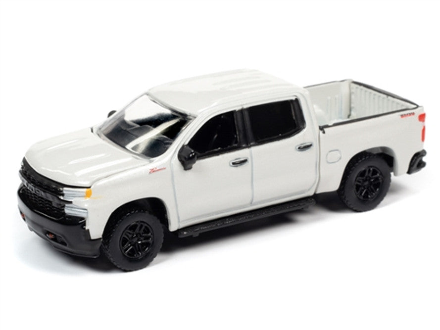 2019 Chevy Silverado Z71 Custom Trail Boss, White - Auto World AWSP043/24B