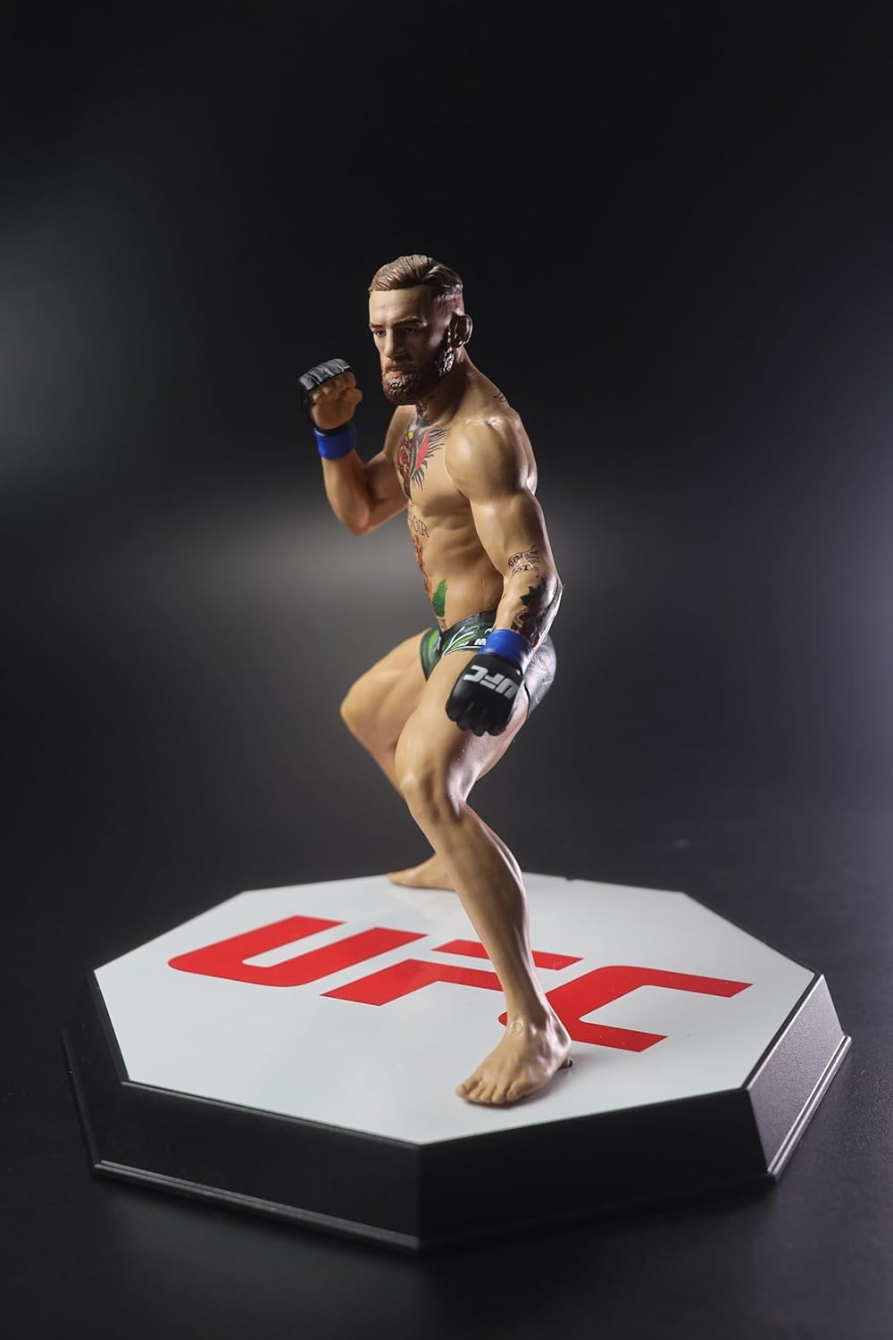 UFC Figures - Conor McGregor - 7&