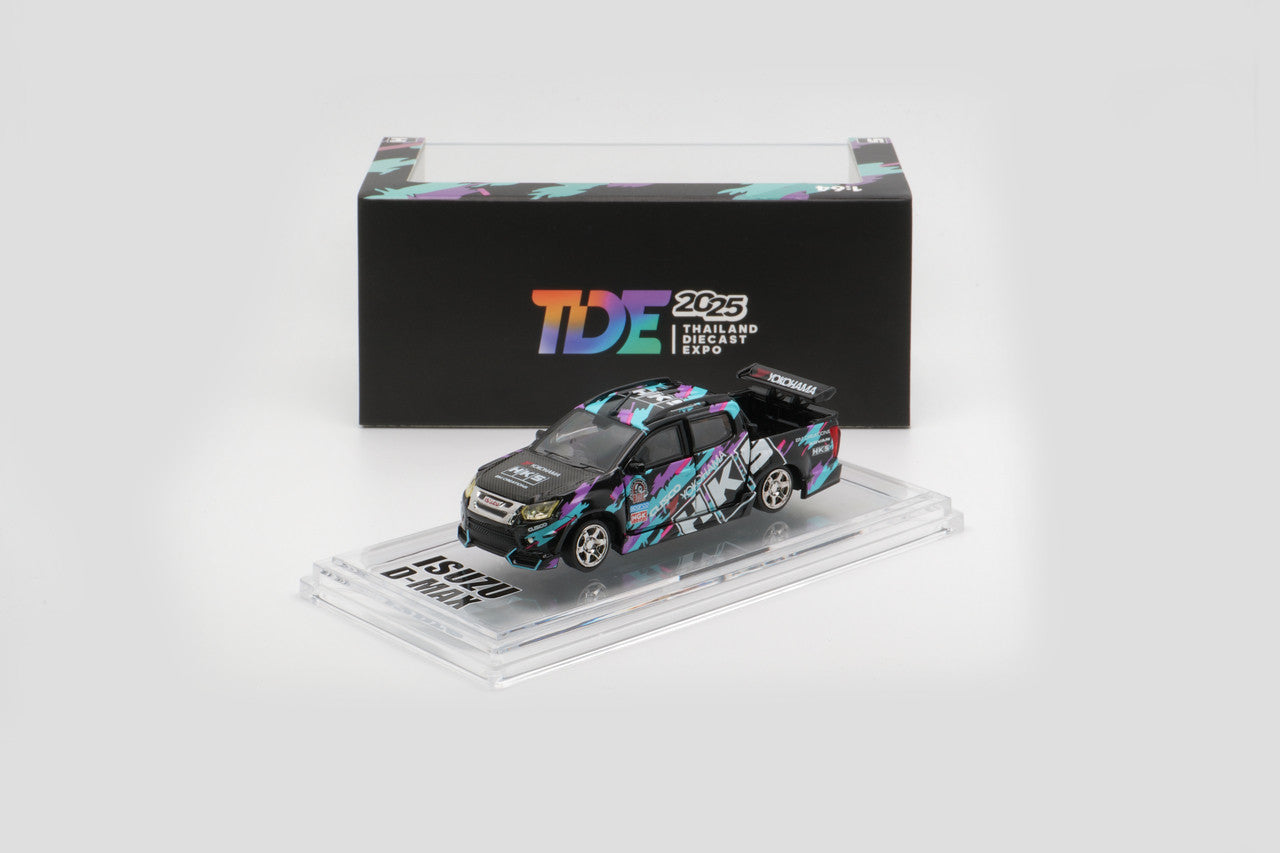 BM CREATIONS 1/64 - Isuzu D-Max 2018 - Low Rider HKS (RHD) - "TDE 2025" - 64B0463