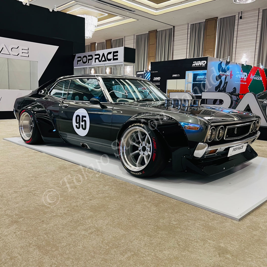 POPRACE-Datsun Laurel C130 And Nissan Skyline GT-R V8 Drift Hakosuka Special Box Set Hong Kong Toycar Salon 2025 PR640351