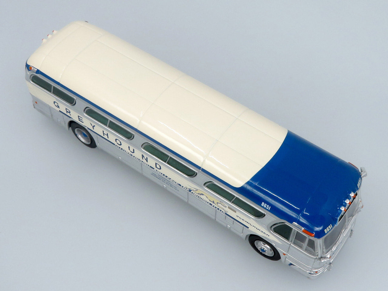 GMC PD4104 Coach Bus Greyhound