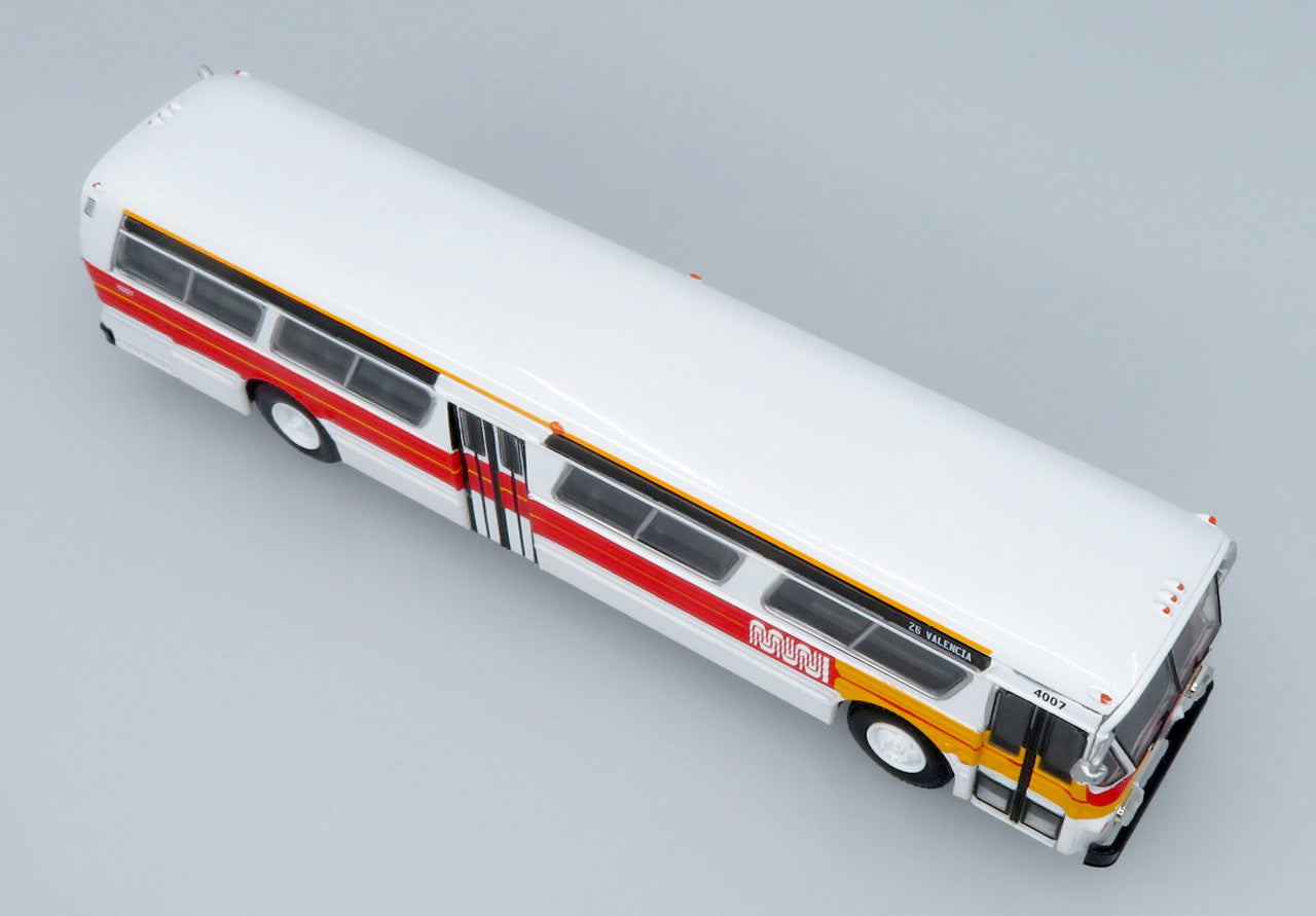 Flxible Fishbowl/New Looks Bus 53102 1/87