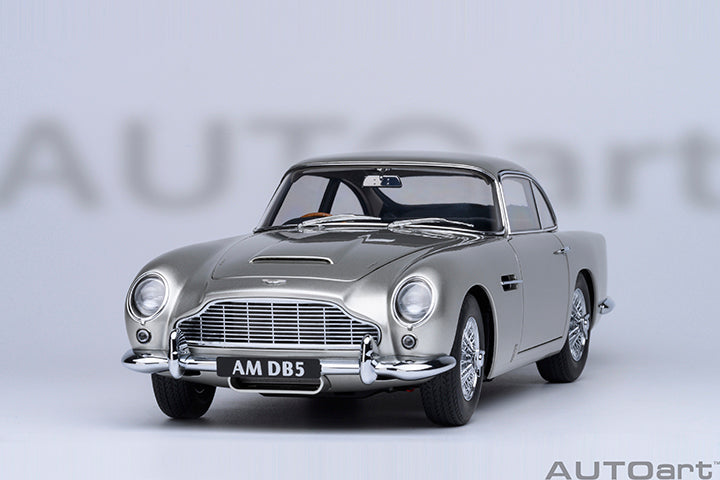 ASTON MARTIN DB5 (BIRCH SILVER)