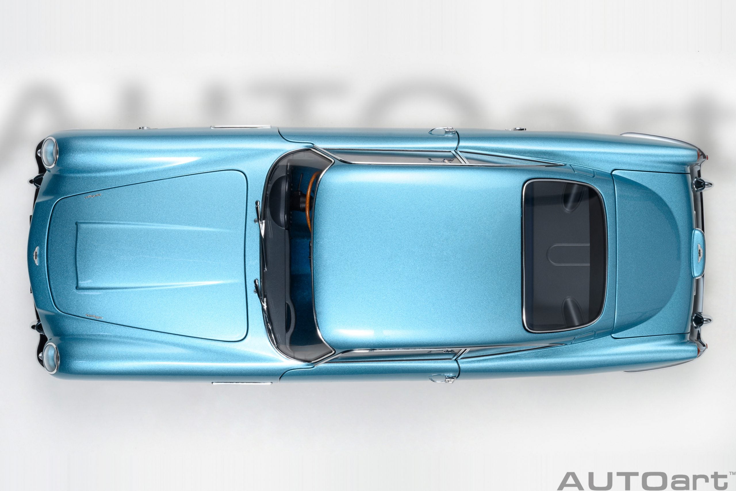 Aston Martin DB5 (Caribbean Pearl)