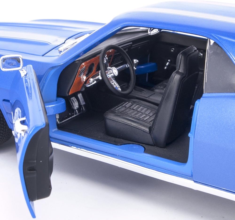 Lucky Die Cast – 1969 Pontiac Firebird Trans Am – Blue – 1:18 – 92368BL