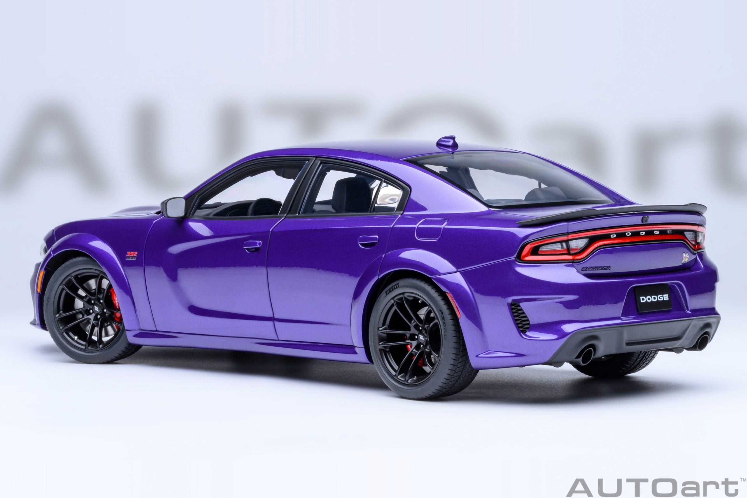 AutoArt 1:18- Dodge Charger Scat Pack Widebody (Plum Crazy) AA71757