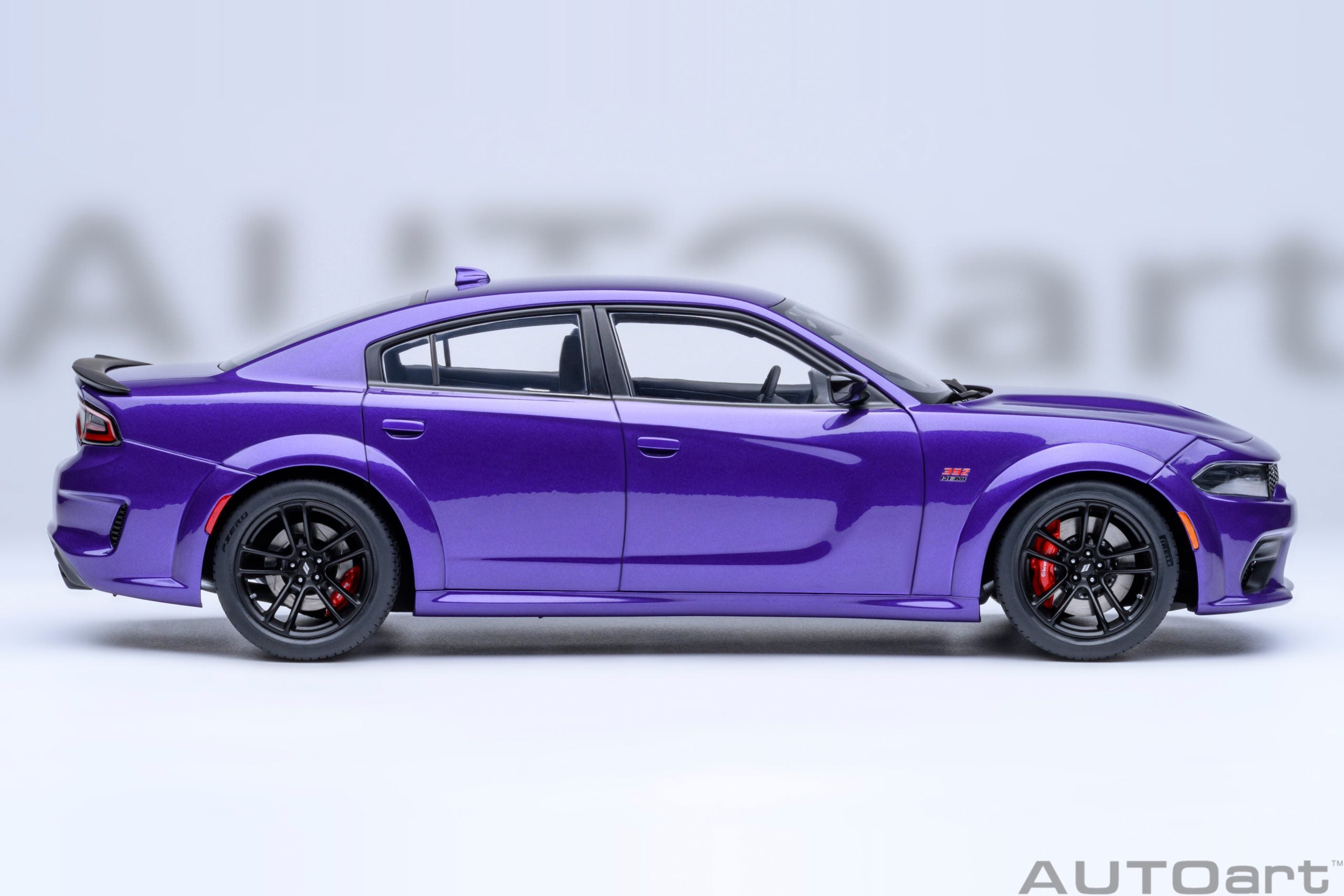 AutoArt 1:18- Dodge Charger Scat Pack Widebody (Plum Crazy) AA71757