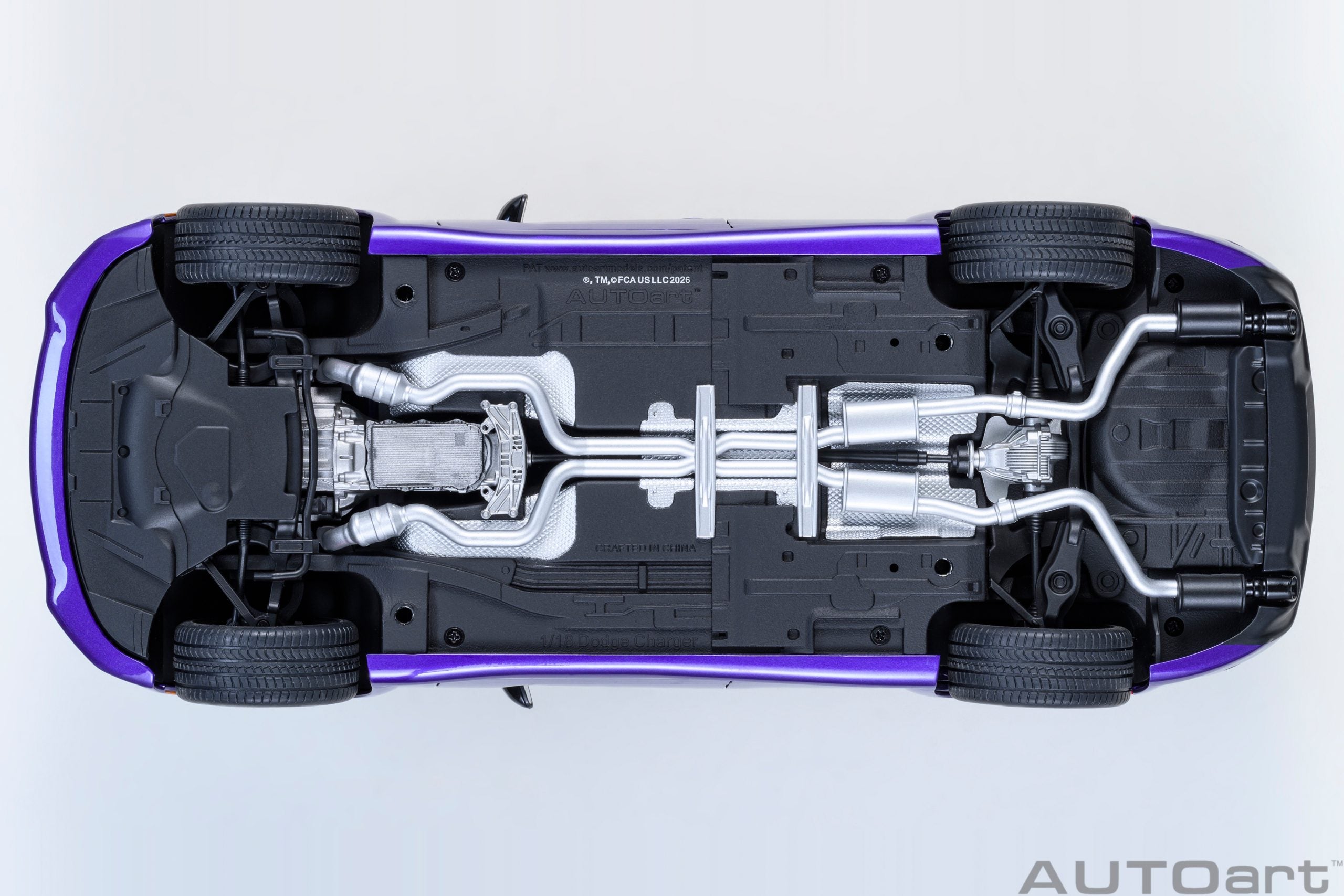 AutoArt 1:18- Dodge Charger Scat Pack Widebody (Plum Crazy) AA71757
