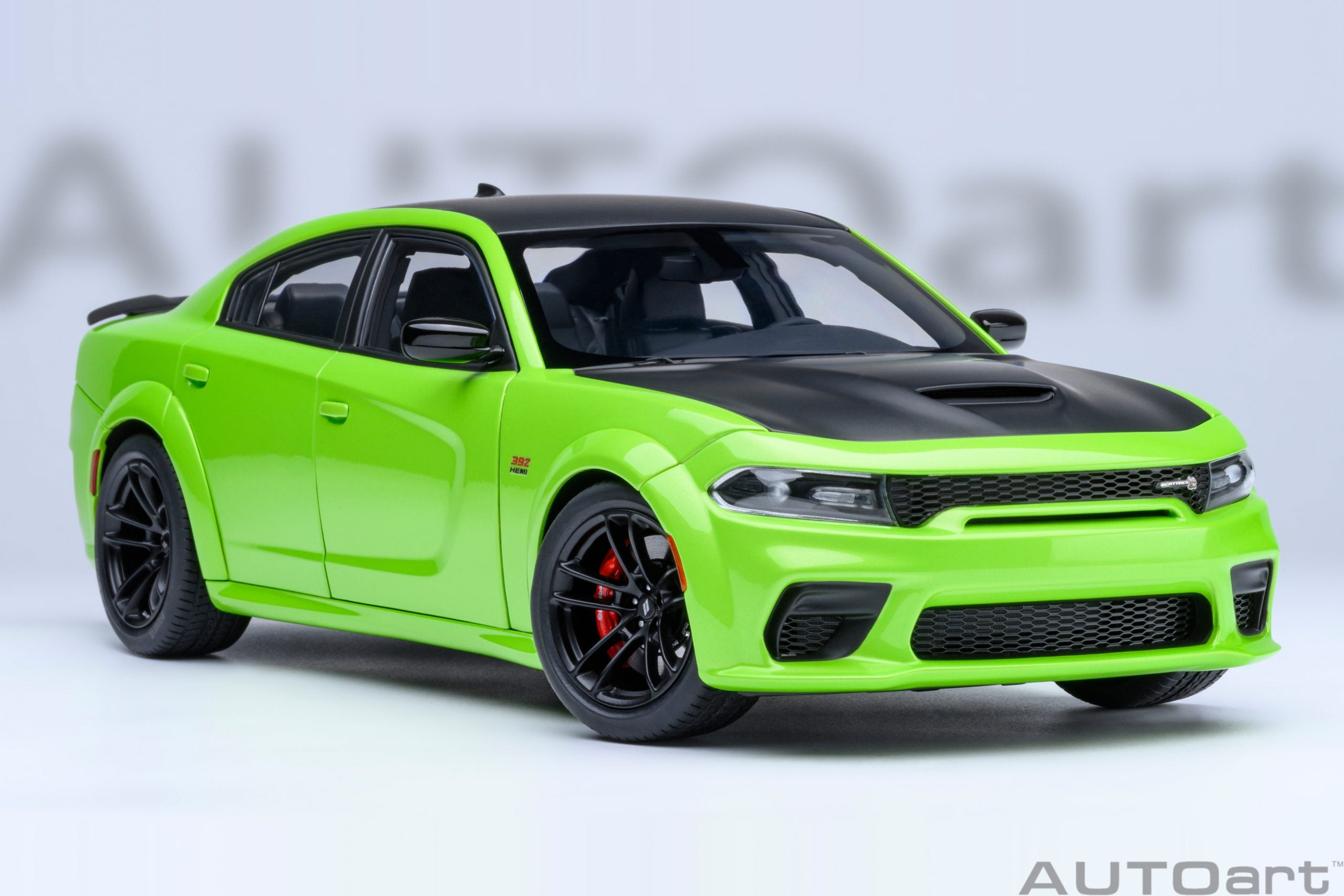 AutoArt 1:18- Dodge Charger Scat Pack Widebody (Sublime) AA71758