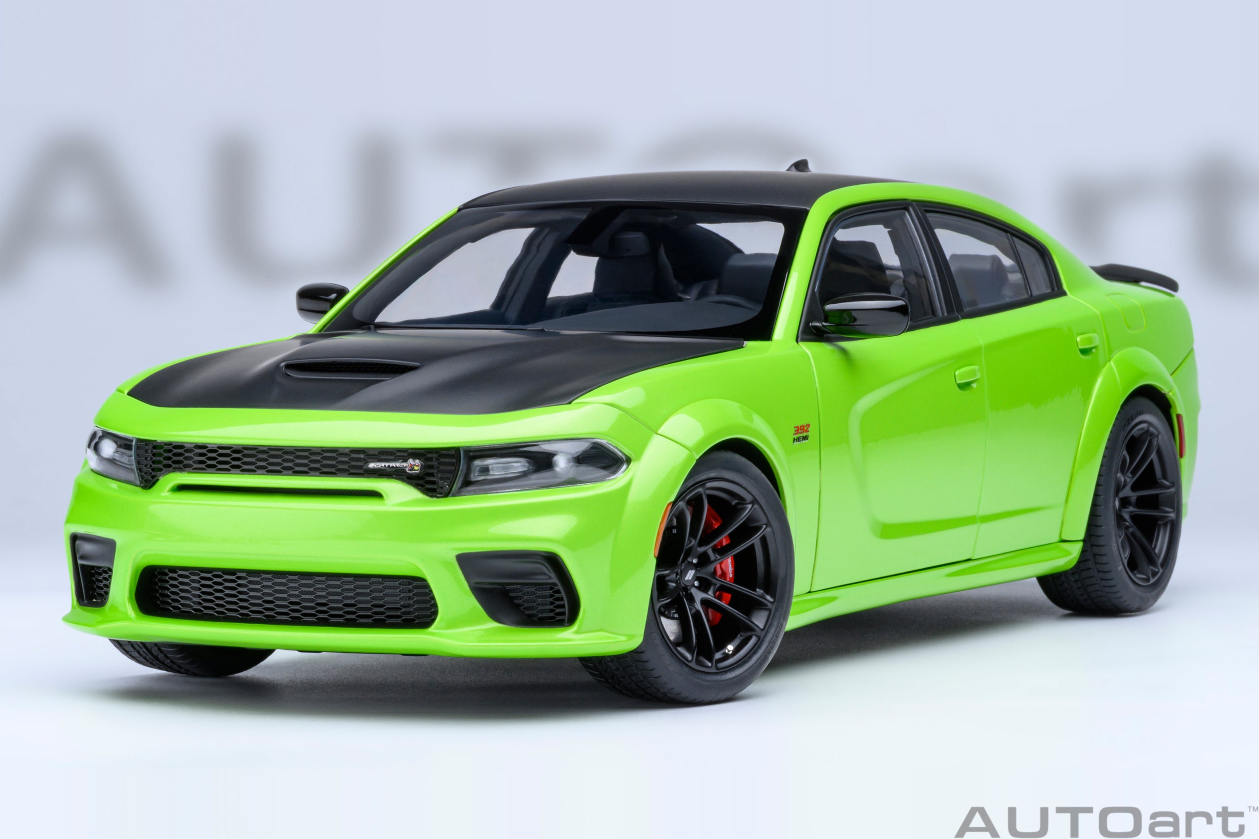 AutoArt 1:18- Dodge Charger Scat Pack Widebody (Sublime) AA71758