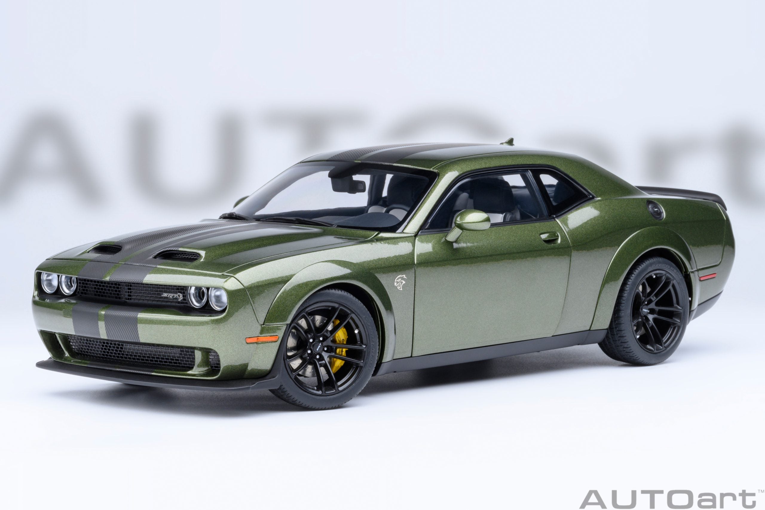AutoArt 1:18- Dodge Challenger SRT Jailbreak 2022 (F8 Green) AA71761