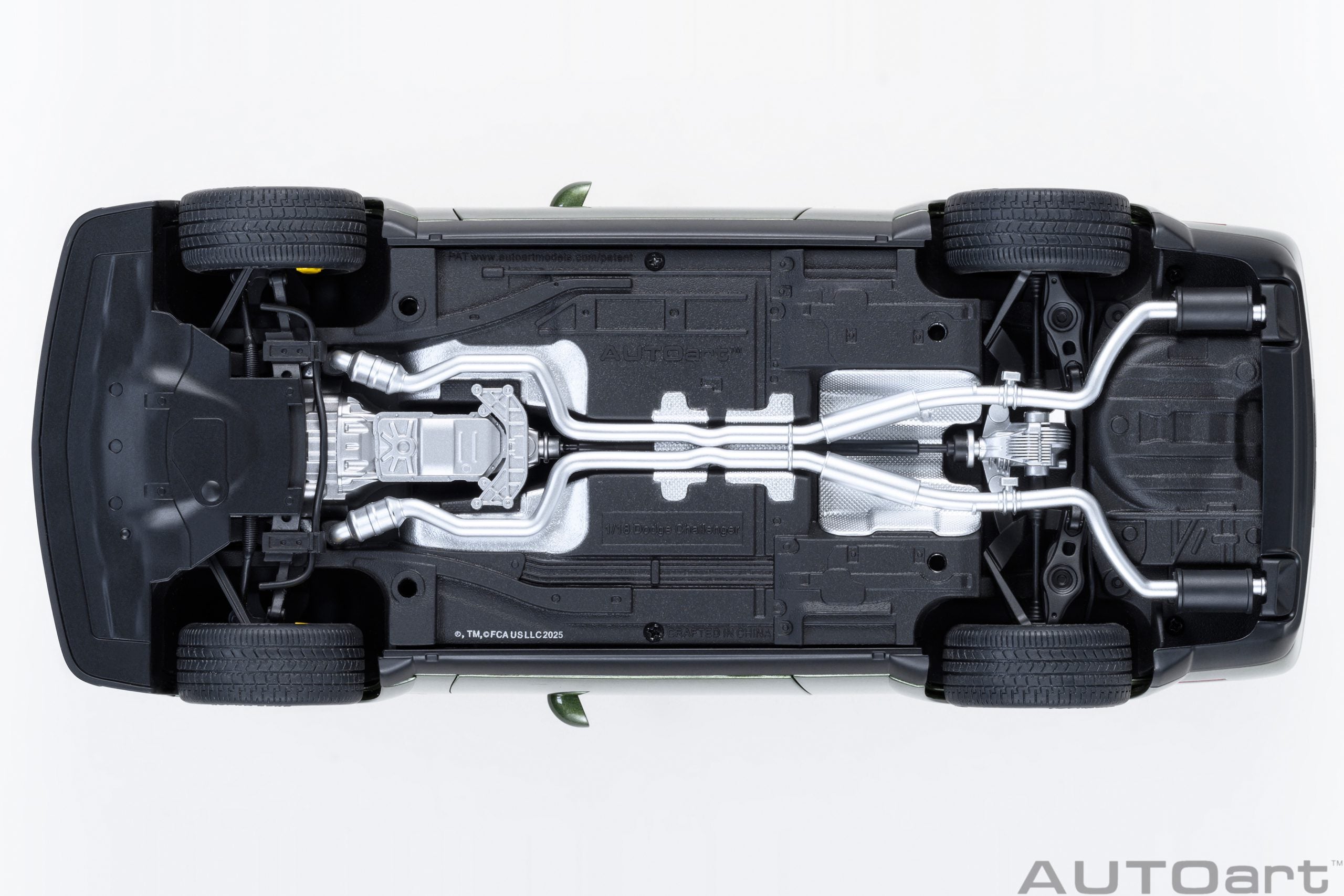 AutoArt 1:18- Dodge Challenger SRT Jailbreak 2022 (F8 Green) AA71761