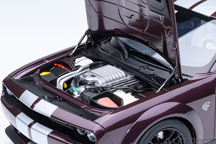 AutoArt 1:18- DODGE CHALLENGER SRT JAILBREAK 2022 (HELLRAISIN/PURPLE) AA71762