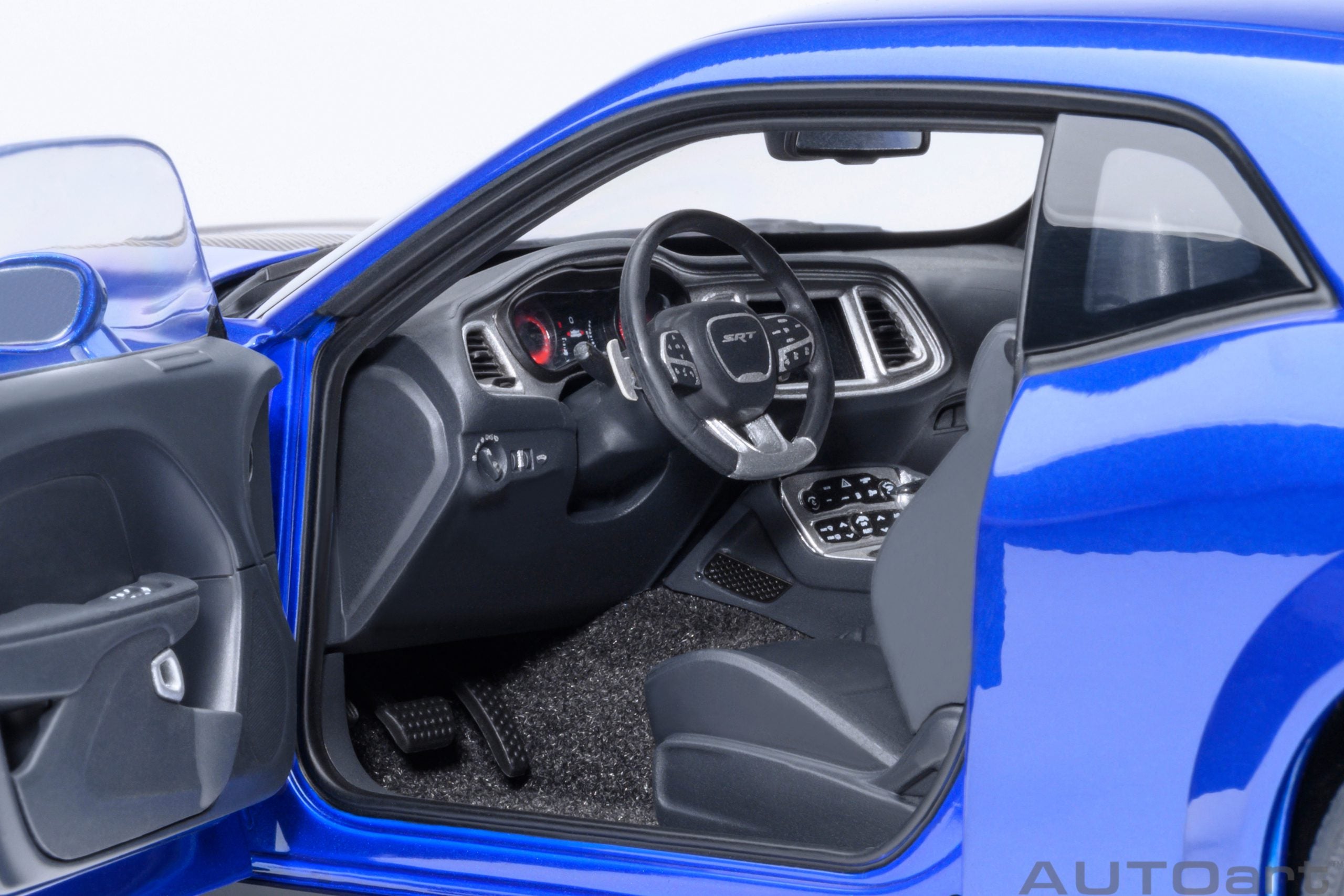 AutoArt 1:18- Dodge Challenger SRT Jailbreak 2022 (Indigo Blue) AA71763