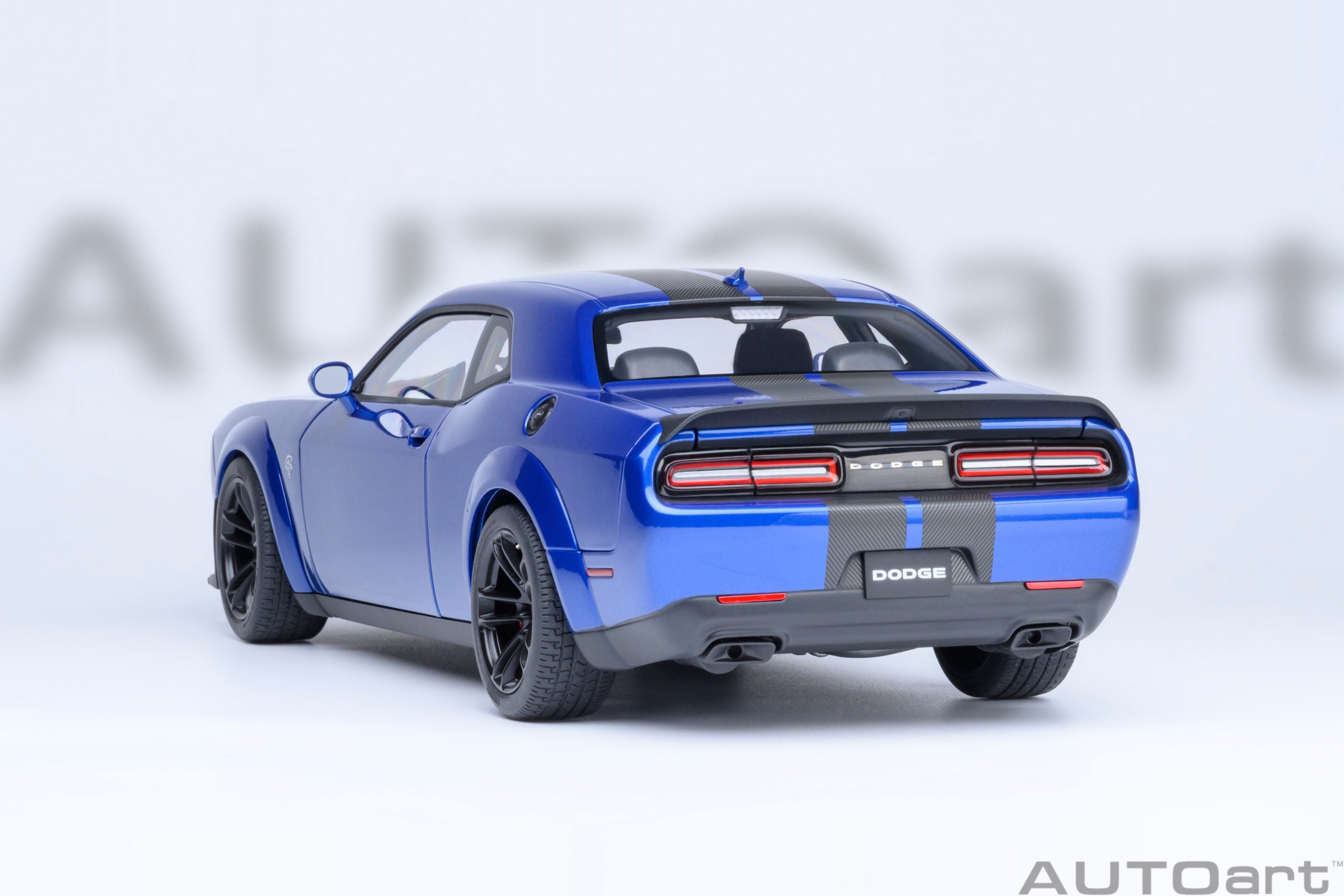 AutoArt 1:18- Dodge Challenger SRT Jailbreak 2022 (Indigo Blue) AA71763