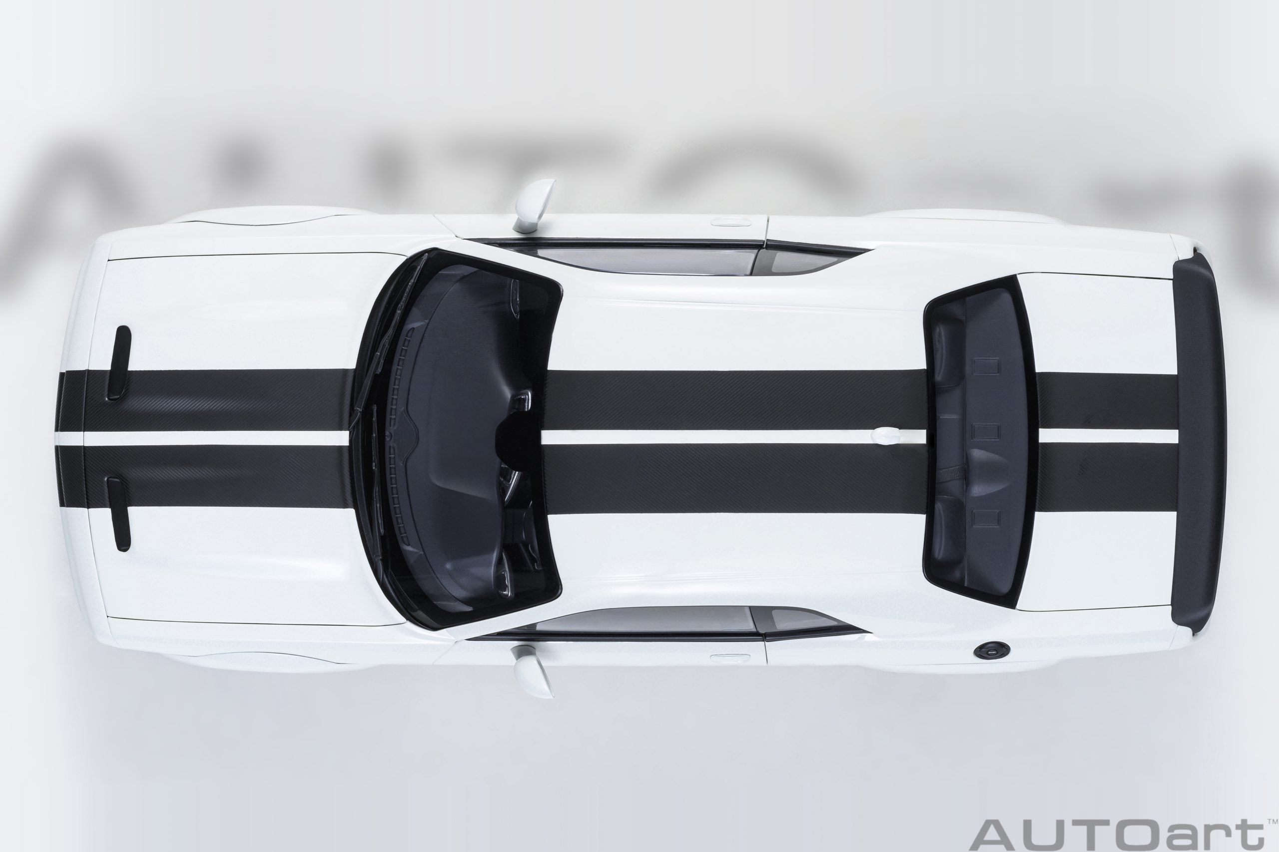 AutoArt 1:18- Dodge Challenger SRT Superstock 2023 (Knuckle White) AA71766