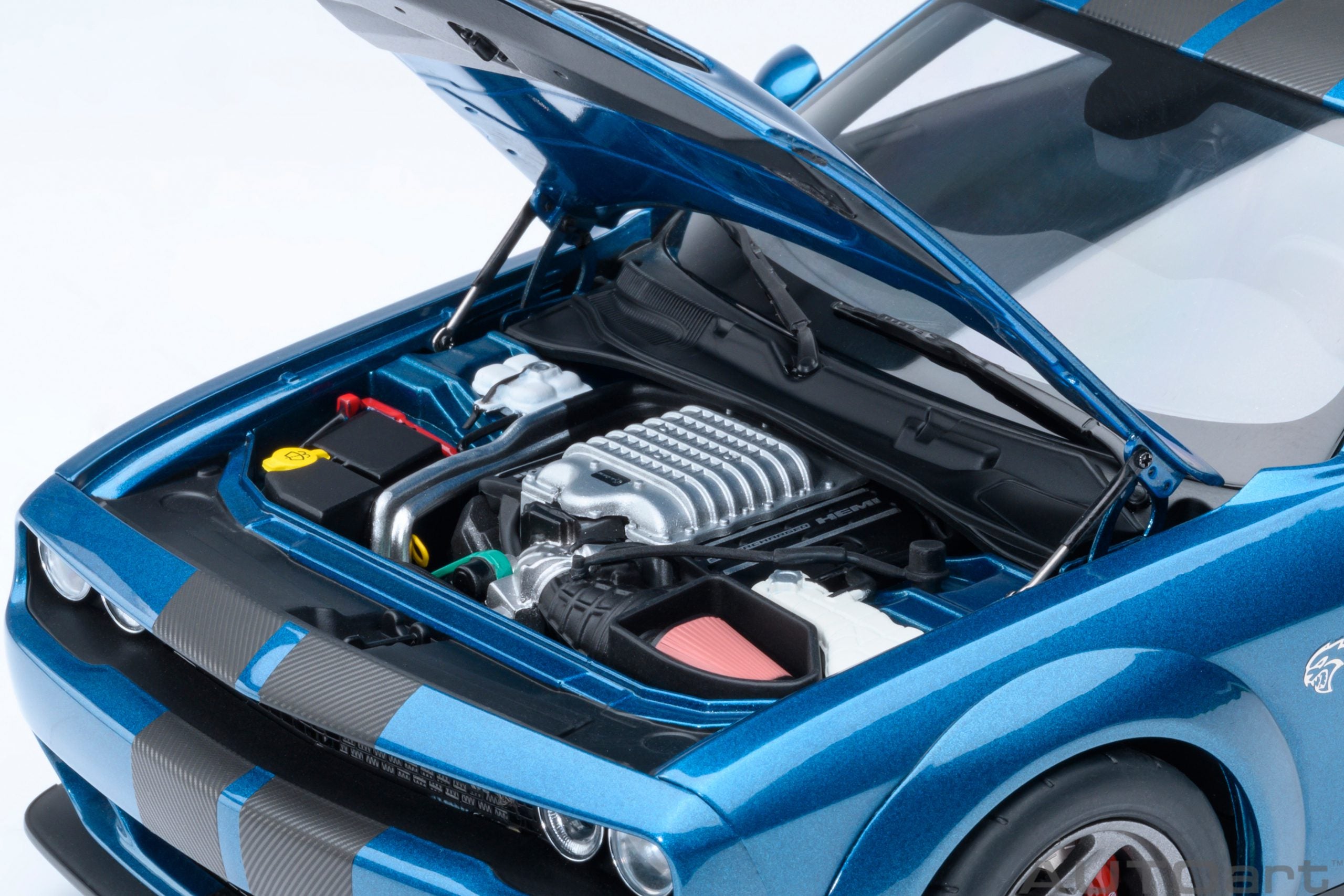 AutoArt 1:18-Dodge Challenger SRT Superstock 2023 (Frostbite) AA71767