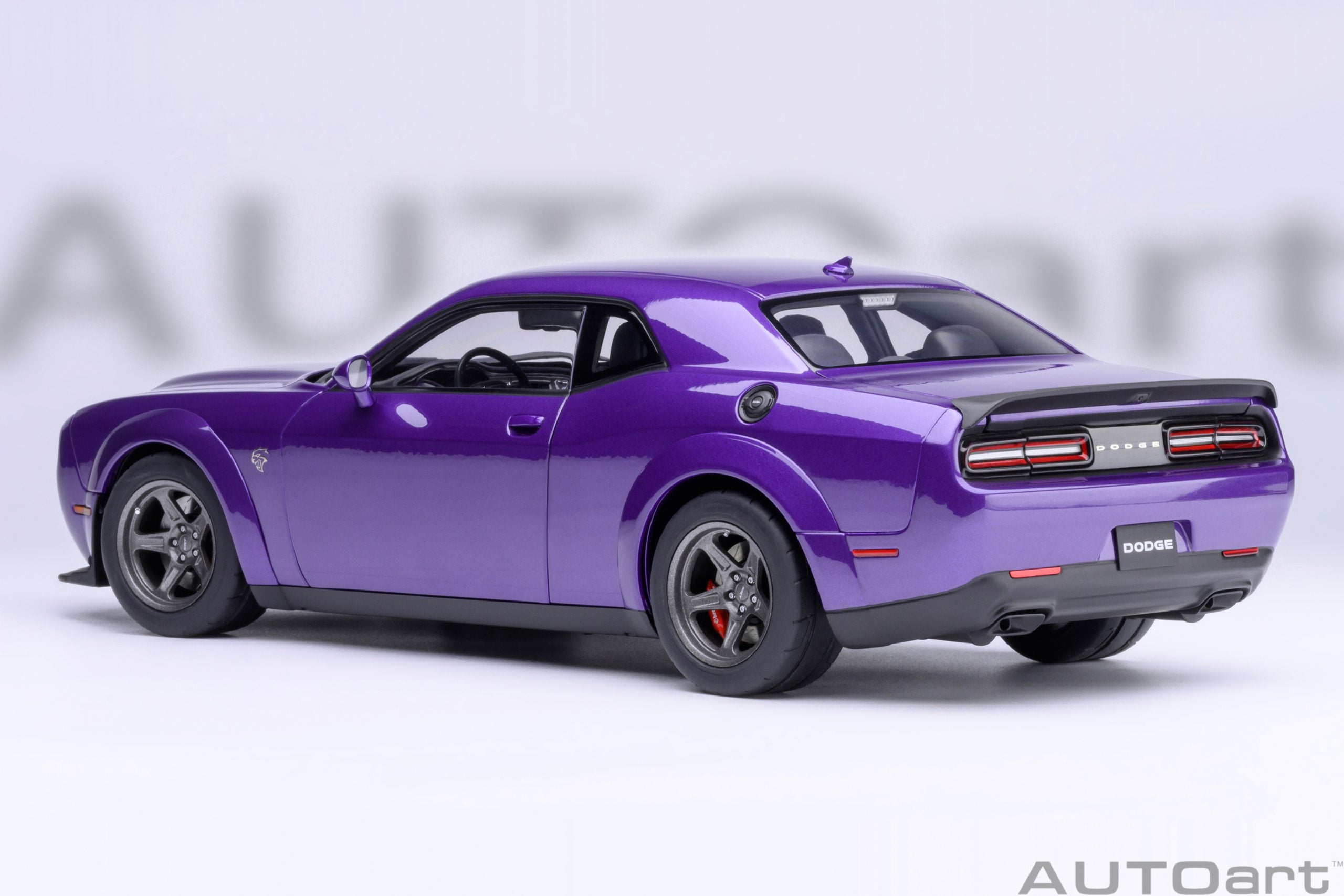 AutoArt 1:18-Dodge Challenger SRT Superstock 2023 (Plum Crazy) AA71768