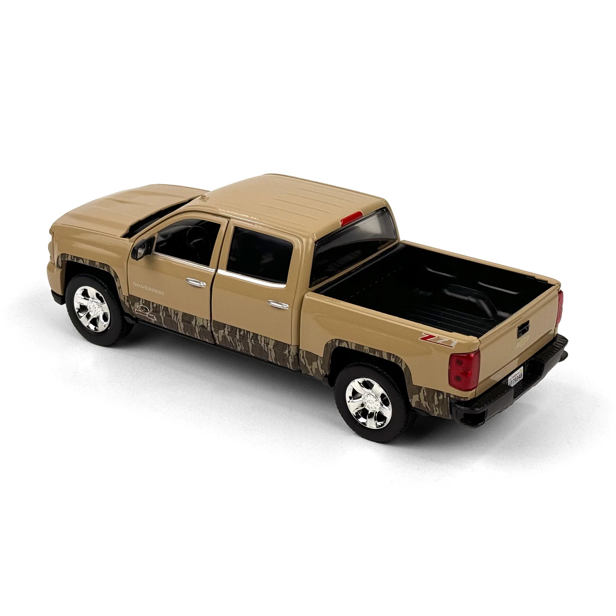 Mossy Oak 2017 Chevrolet Silverado Z71 (1:27)
