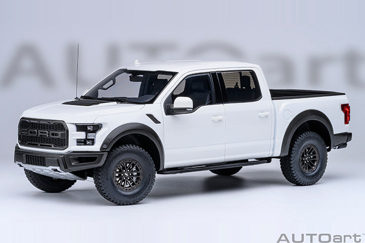 AutoArt 1:18- FORD F-150 RAPTOR SUPERCREW 2019 (OXFORD WHITE) AA72946