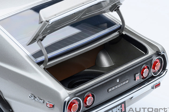 NISSAN SKYLINE 2000 GT-R (KPGC110) TUNED VERSION (SILVER)