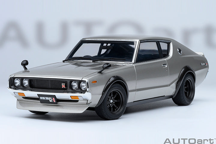 NISSAN SKYLINE 2000 GT-R (KPGC110) TUNED VERSION (SILVER)