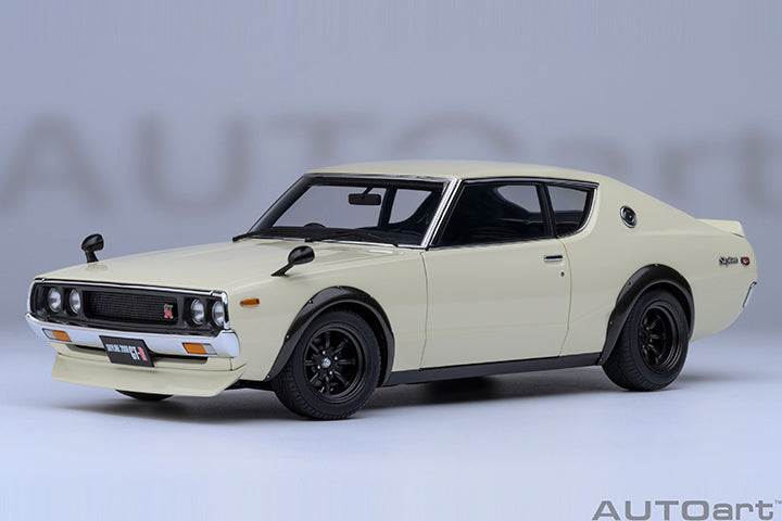 NISSAN SKYLINE 2000 GT-R (KPGC110) TUNED VERSION (WHITE) – Nice
