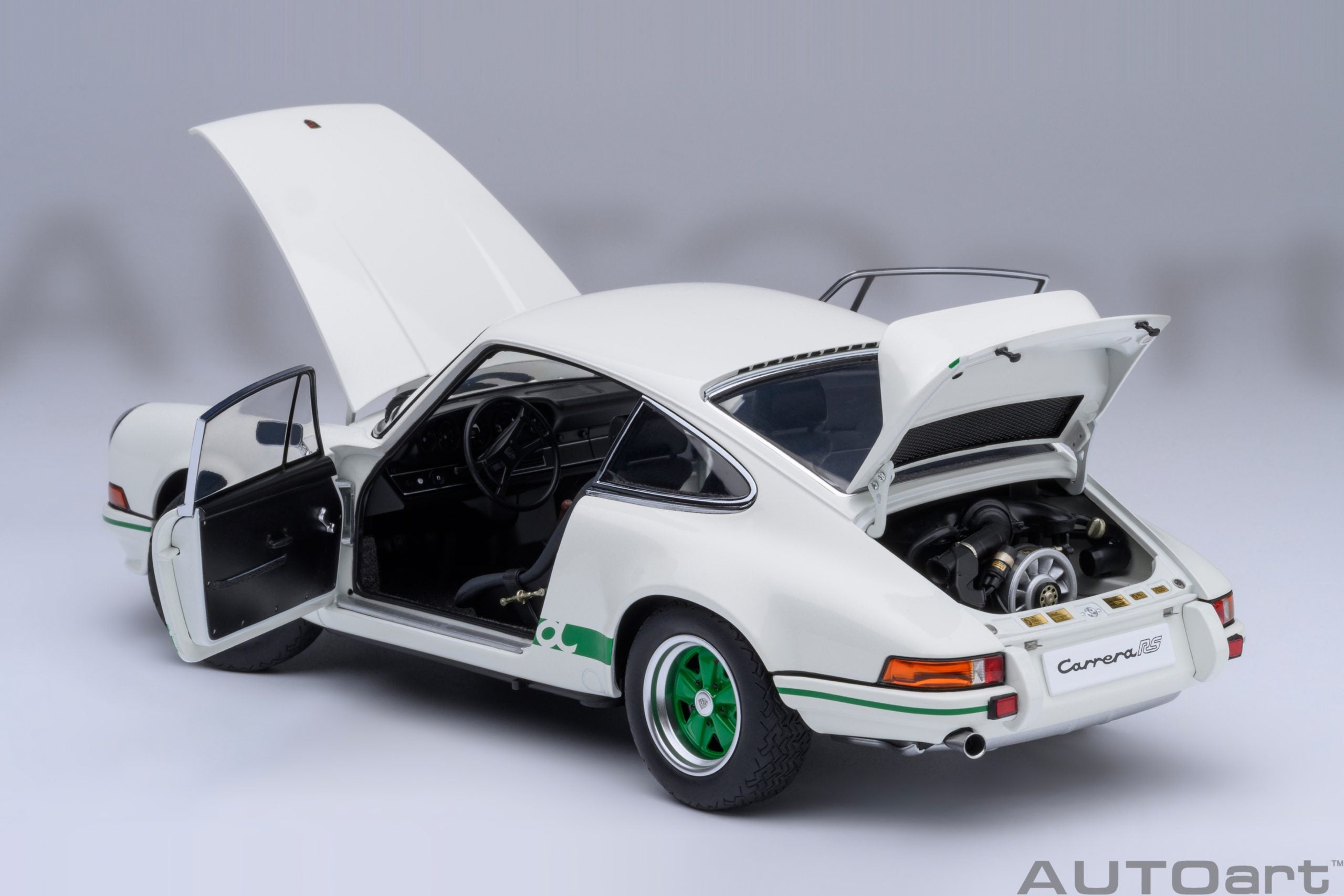 Porsche 911 Carrera 2.7 RS (Grand Prix White with Green stripes)