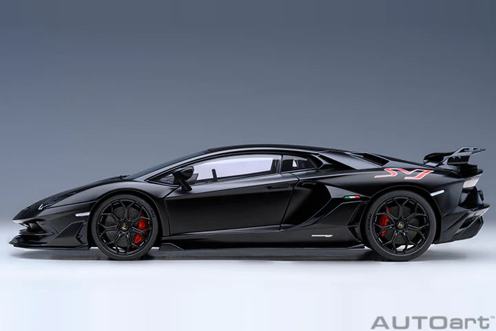 Lamborghini Aventador SVJ