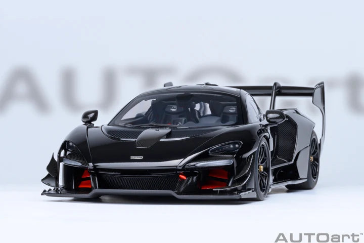 AUTOart 1:18 McLaren Senna GTR – Onyx Black – AA81954