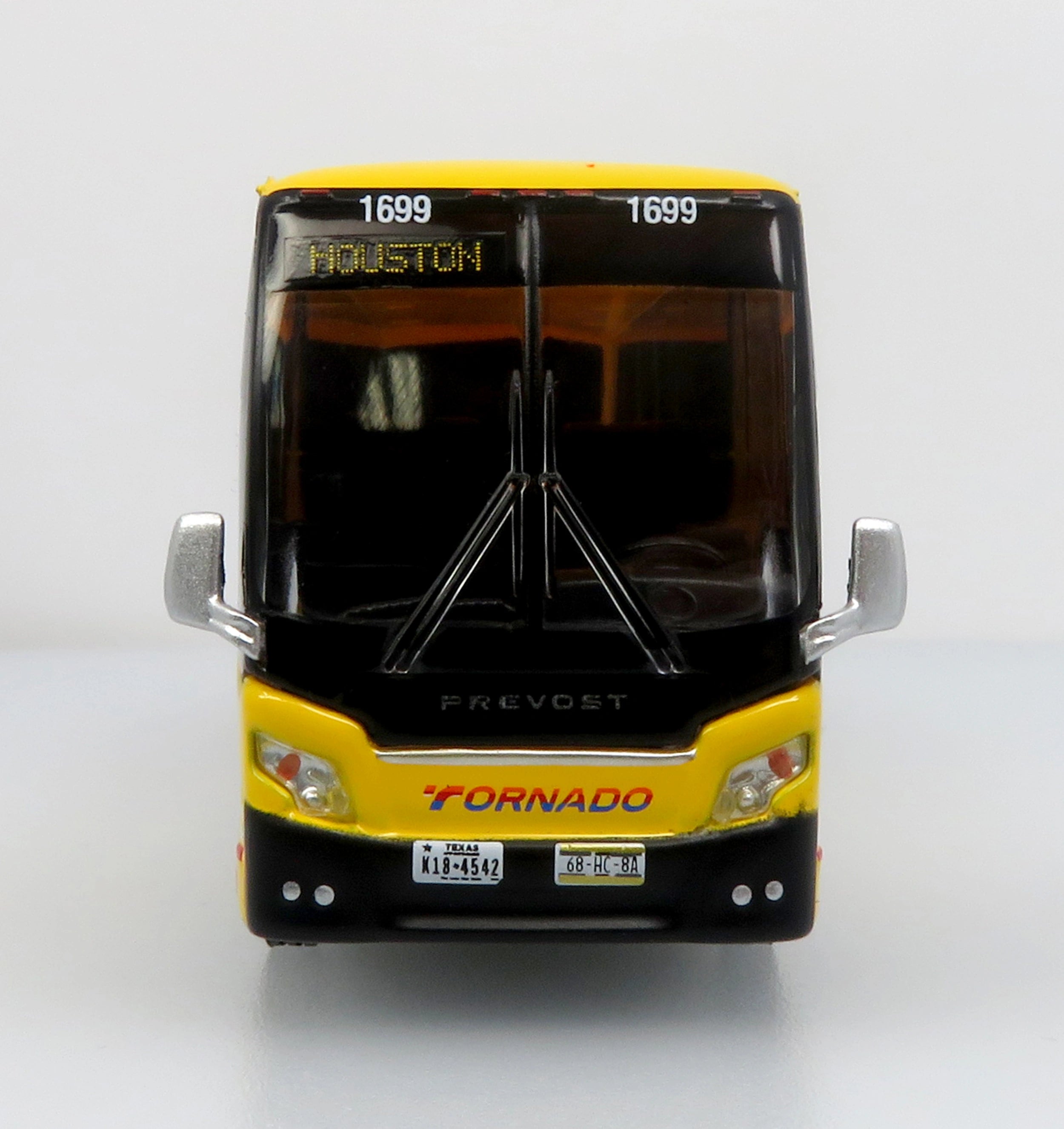 Prevost H3-45 Coach: Tornado Bus Company