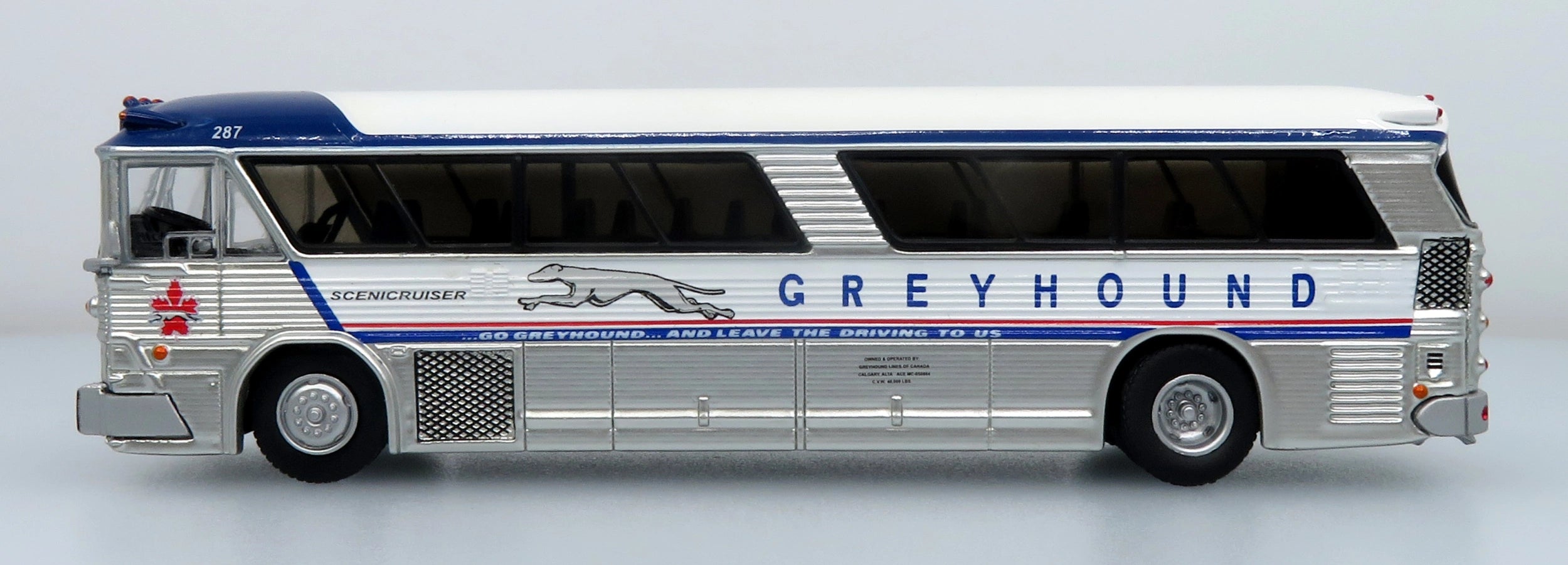 MCI MC-5A Coach: Greyhound Canada