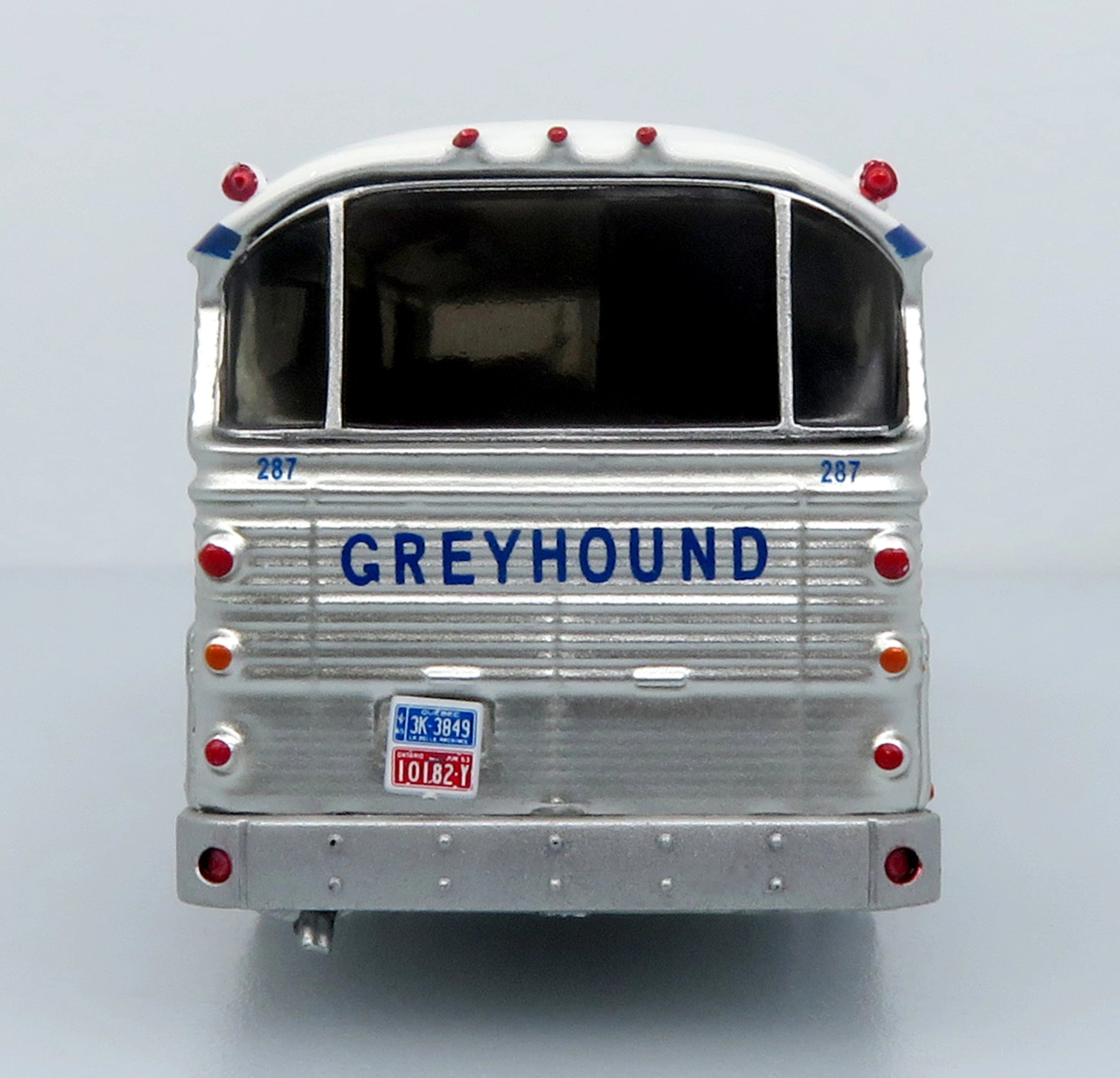 MCI MC-5A Coach: Greyhound Canada