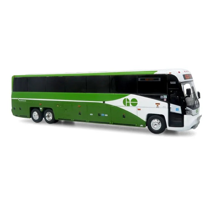 Autobus MCI D4520 Coach GO Transit 1:87 — Iconic Replicas 87-0657