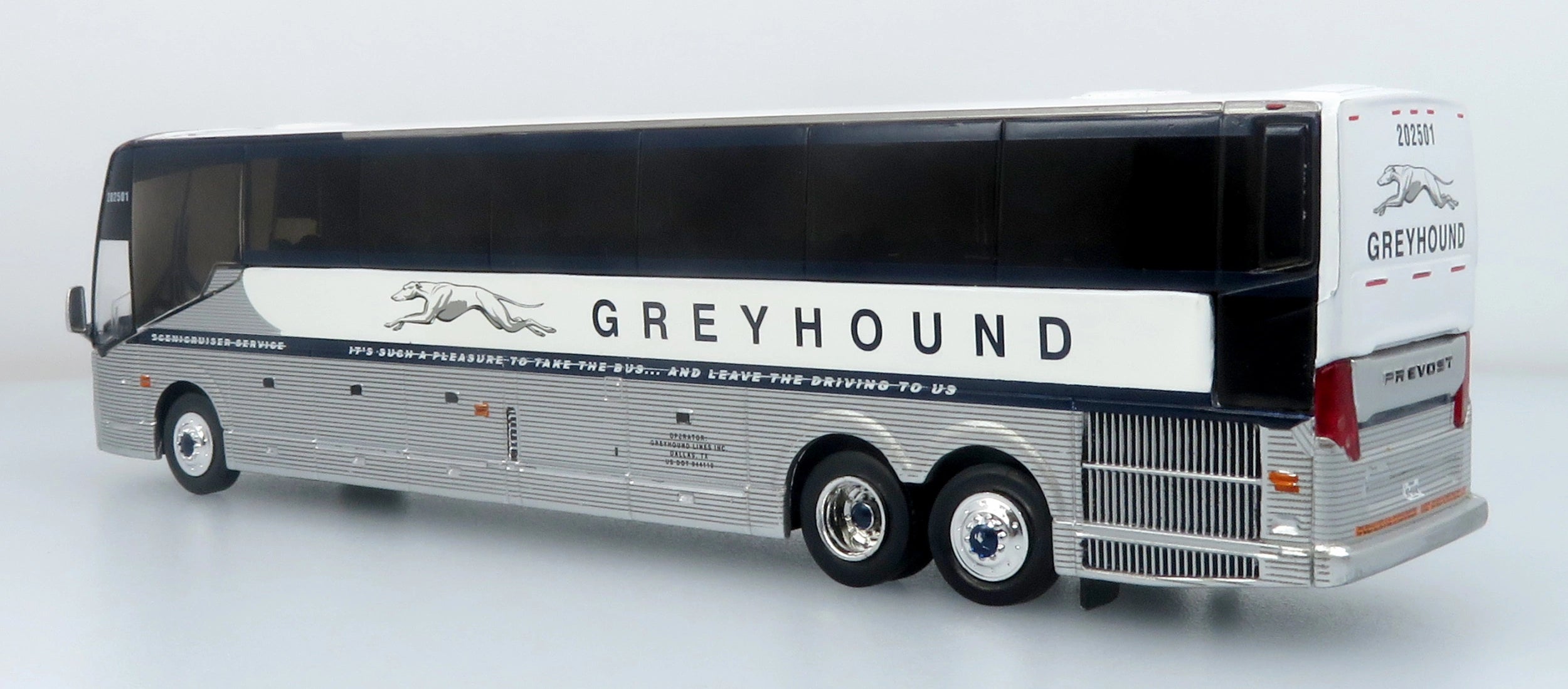 Prevost H3-45 Coach Greyhound Scenicruiser Vintage Livery 1:87 — Iconic Replicas 87-0659