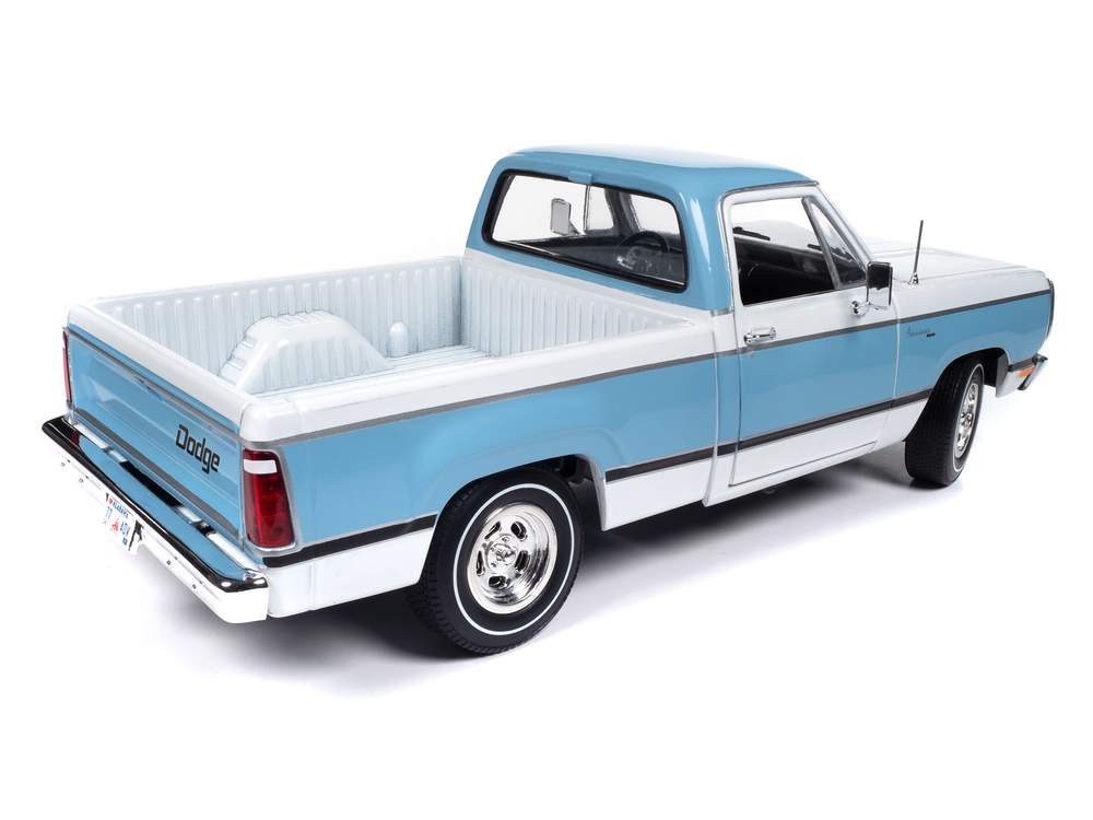 Dodge Adventurer Sweptline 1977
